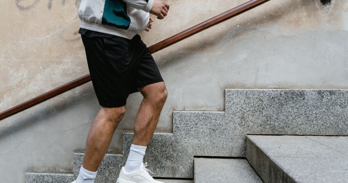 Spensttrening i trapper: 3 effektive øvelser